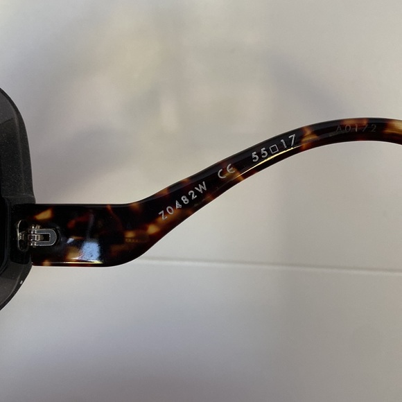 LOUIS VUITTON Sunglasses - used - Picture 9 of 10